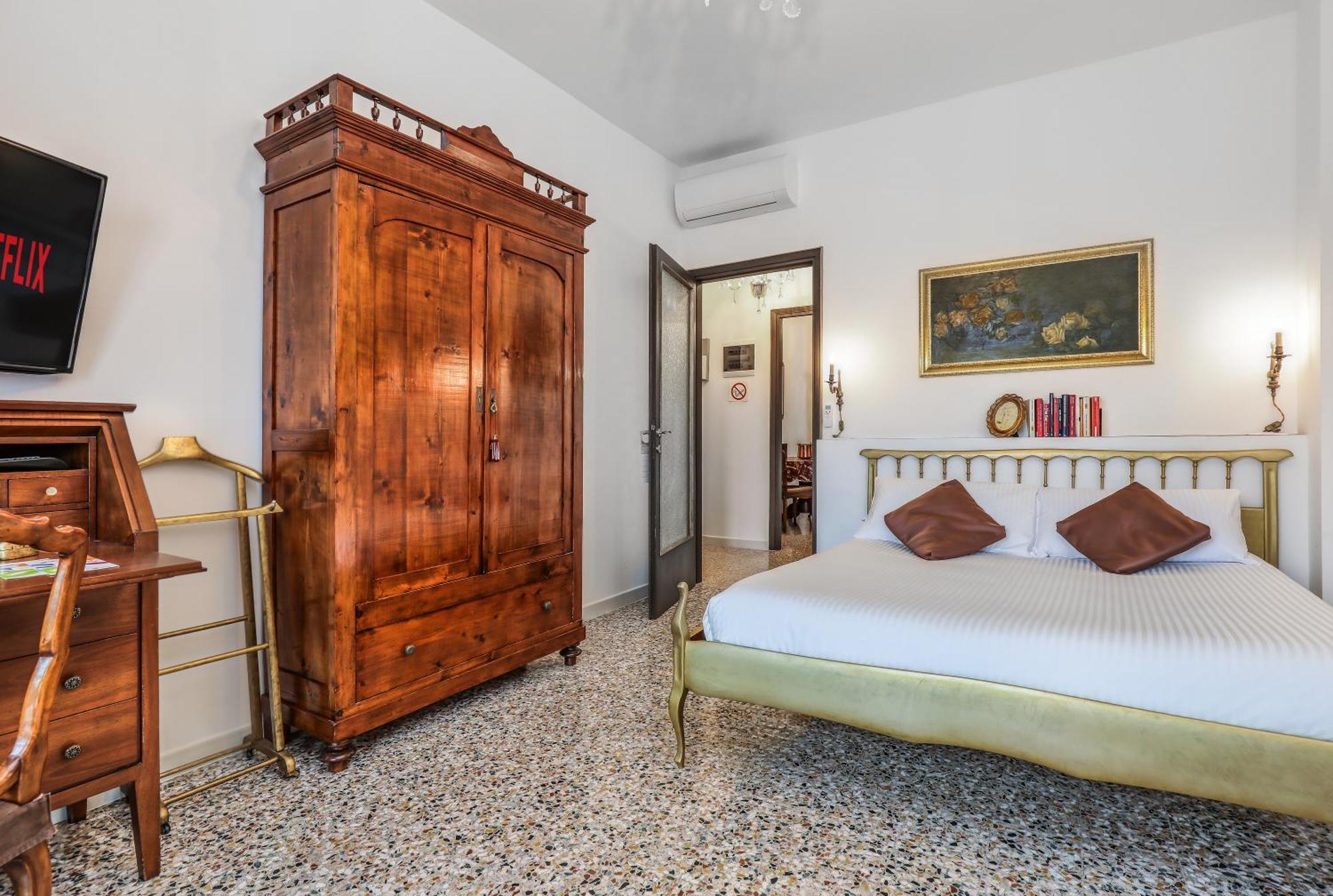 Suite Angolo Alla Stazione - Appartamento Con Terrazzo Panoramico Павія Екстер'єр фото